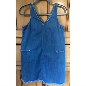 Old Navy Sleeveless V-Neck Denim Dress in Size XS